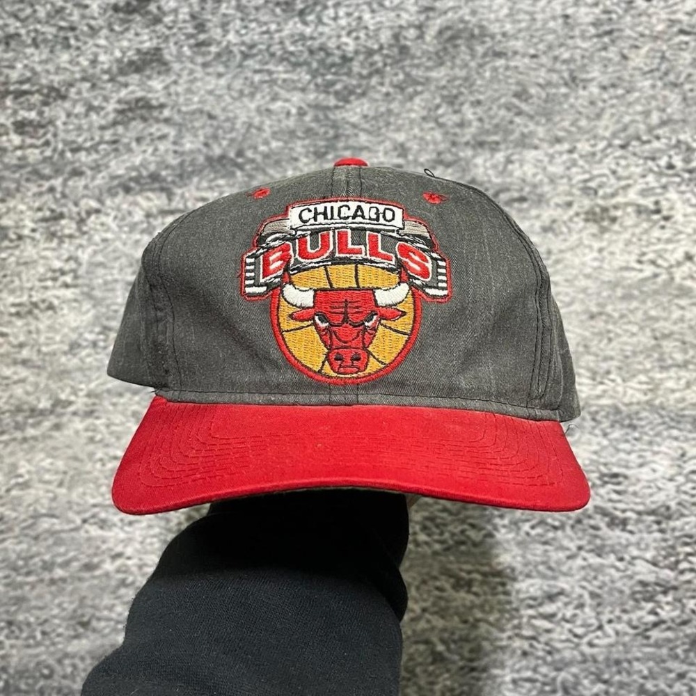 Vintage Chicago Bulls Starter Snapback‎ Hat Gray Red 90s NBA Embroidered Cap